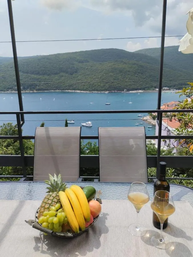 Apartments Laura - Cozy And Affordable غاباس